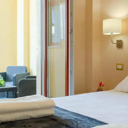 L'affaccio - Lungomare Affittacamere 3*