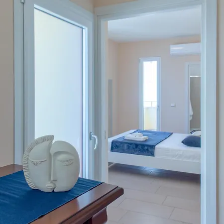 Affittacamere L'affaccio - Lungomare 3*
